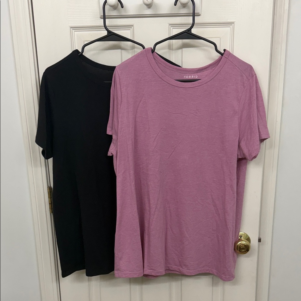 Torrid Classic Fit Tee Bundle: 0